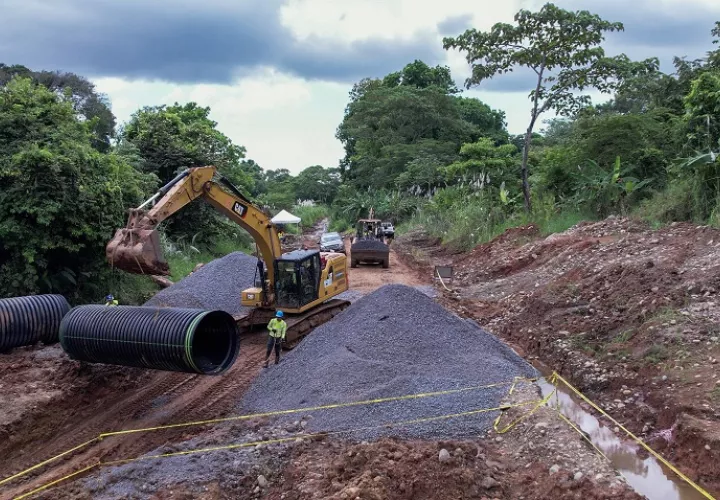 Trabajos de las Colectoras Lajas, Santa Rita, subcolectoras Rogelio Sinán y Ramonazo, en San Miguelito y Panamá Norte. Foto: Cortesía