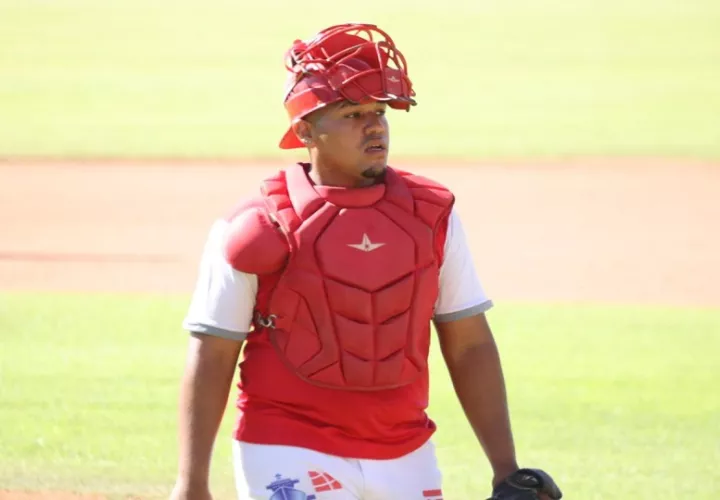 Coclé volverá a contar en sus filas con el receptor José Bernal. Foto: Fedebeis