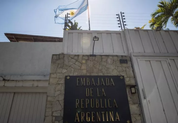 Sede de la Embajada de Argentina en Caracas (Venezuela). Foto: EFE