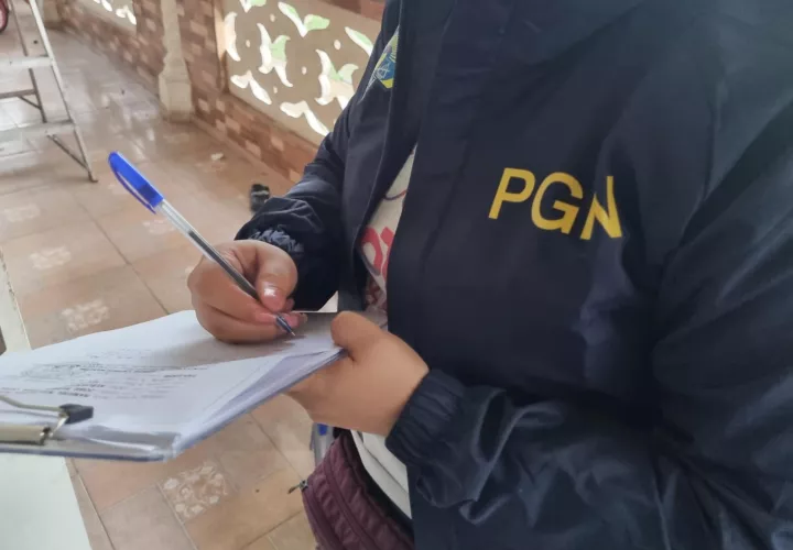El fiscal David Medina, solicitó a la Jueza de Garantías, Ilse Chu, la legalización de la aprehensión y formulación de imputación contra esta persona, peticiones que fueron admitidas. Foto. PGN