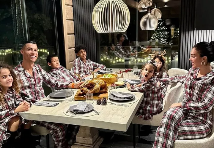 Cristiano deseó una feliz Navidad. Foto: Instagram