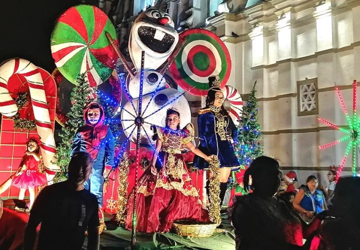  Se espera la participación en el desfile navideño de las 6 juntas comunales del distrito. Foto: Archivo /  Ilustrativa.