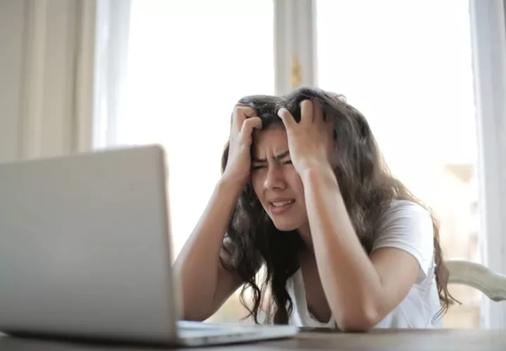 La  magnitud del agotamiento laboral ha incrementado. Foto: Pexels