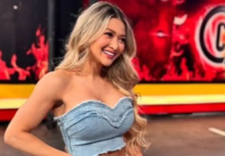 Mónica Lee.