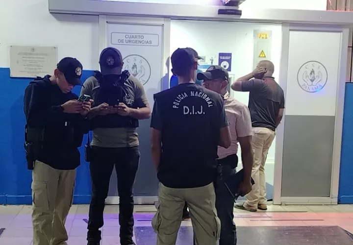  Ayer llegó personal del Ministerio Público (MP), procedieron a retirar el cuerpo. Foto Diómedes Sánchez 