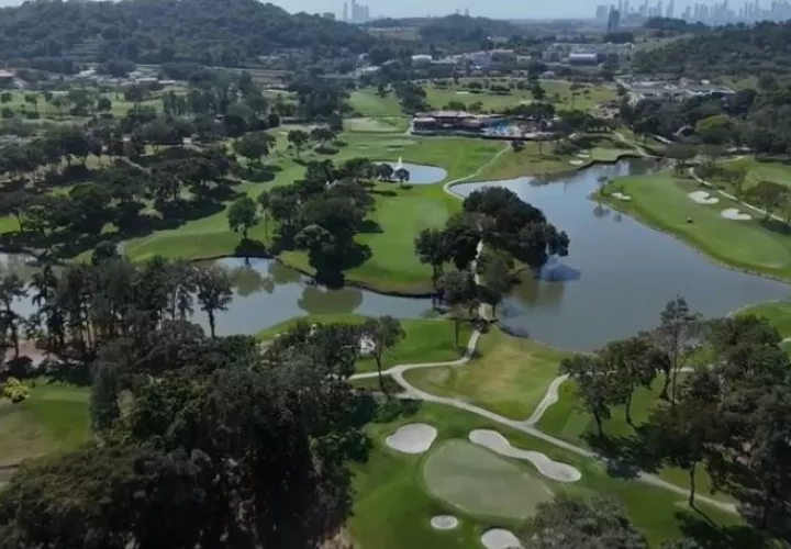 La cancha del Club de Golf de Panamá. Foto: captura/EFE