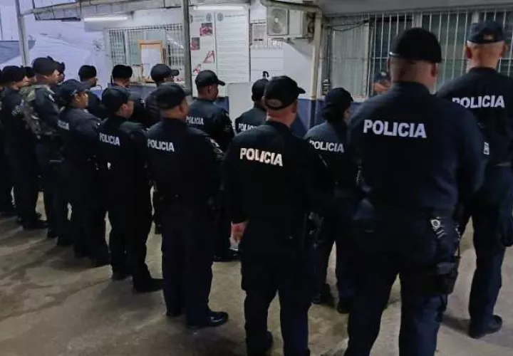 Policías en Chiriquí , quienes ejecutan acciones operativas y preventivas para garantizar la seguridad. Cortesía