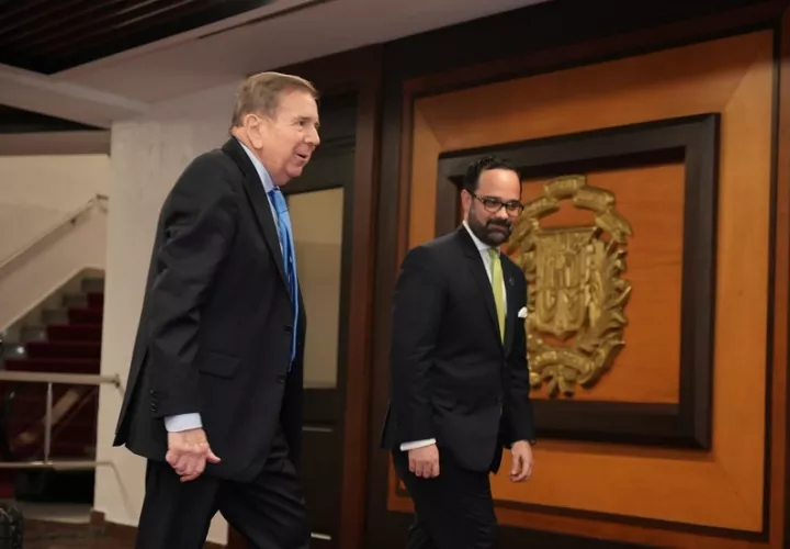 Edmundo fue recibido por Francisco José Cantizano Nadal, director de Ceremonial del Estado de Rep. Dominicana. Foto: X