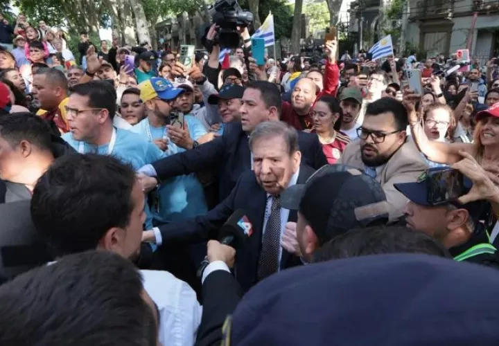 El líder opositor durante su visita a Uruguay. Foto: EFE