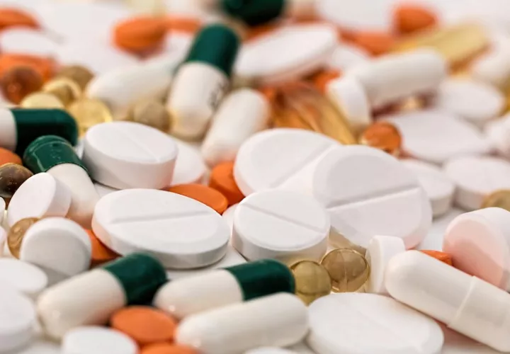 Algunos medicamentos dentro del listado son: Amlodipina, Atenolol, Ibuprofeno, entre otros. Foto:Pexels