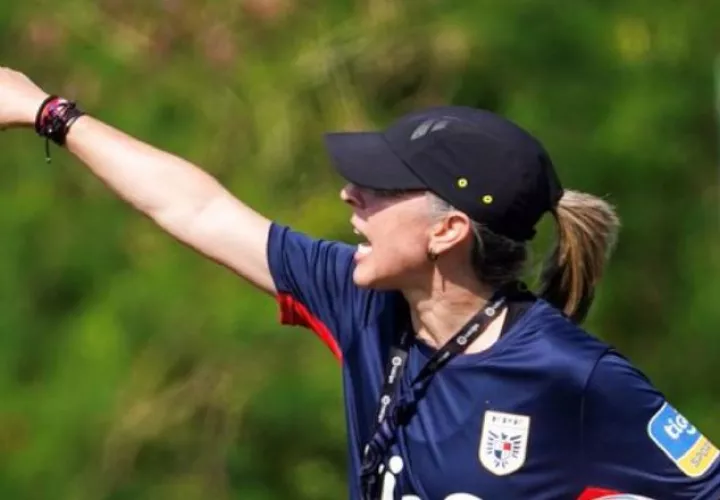 La española Natalia 'Nati' Gutiérrez, entrenadora del seleccionado panameño femenino Sub-20. Foto: FPF
