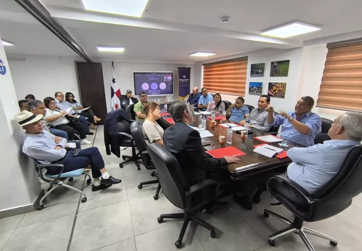 Reunión de la Cadena Agroalimentaria de Papa y Cebolla.