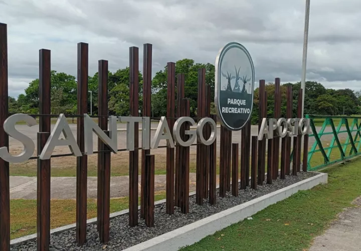 El parque Santiago Apóstol es muy visitado por personas de distintas partes.