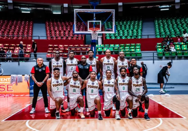 El equipo Toros de Chiriquí. Foto: Fepaba