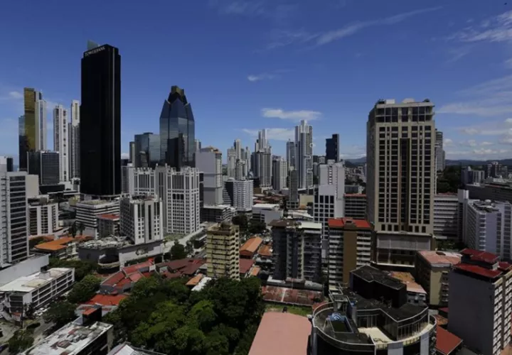 Edificios en Ciudad de Panamá. EFE/ Carlos Lemos