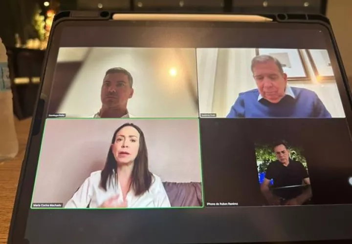 Este domingo, Peña sostuvo una videoconferencia con González Urrutia.