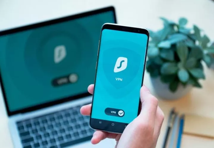 Una VPN  es un servicio diseñado para ofrecer seguridad y privacidad al usuario al ocultar su dirección IP. Foto: Pexels