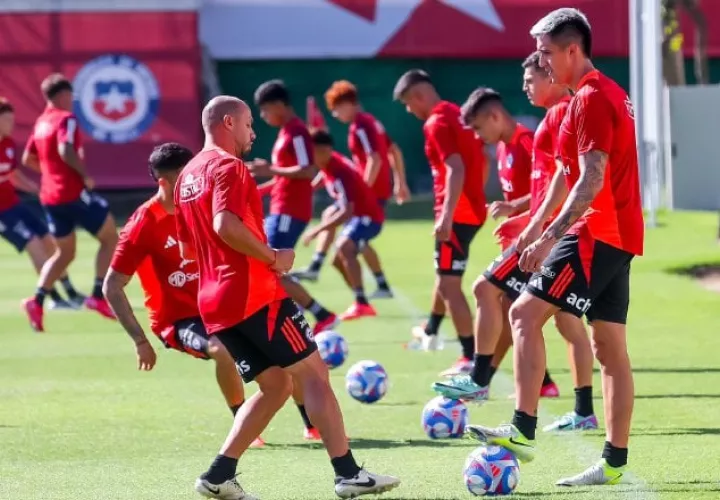 Entrenamientos del equipo de Chile. Foto Tomada: @LaRoja