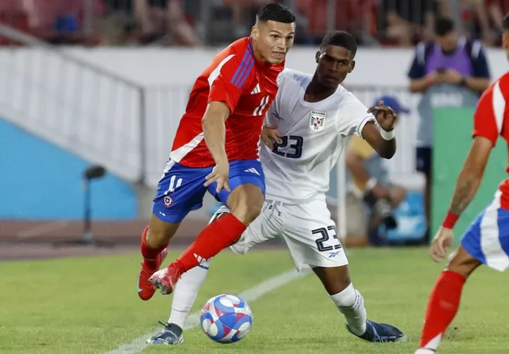 Chile mantuvo el control del juego. Foto: EFE