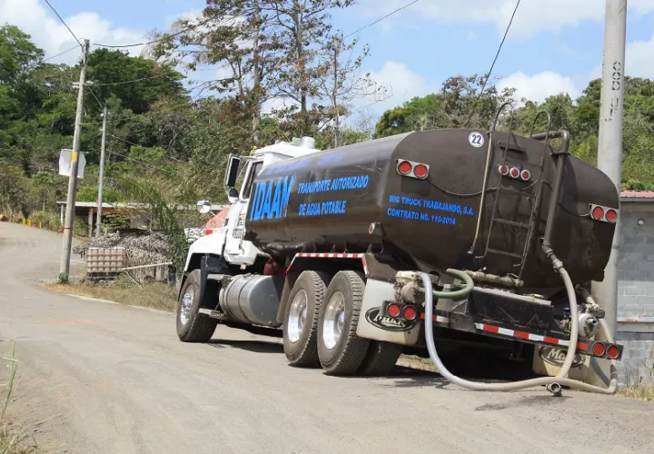 En Veracruz, unas  3,145 personas que se abastecen de agua a través de pozos u otras fuentes de agua. Foto. Eric Montenegro