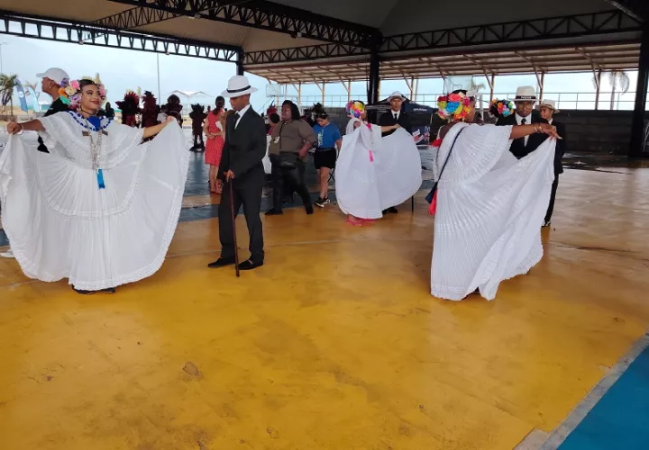 Con actividades culturales, deportivas y gastronómicas Colón celbra 173 años de fundación. Foto. Diómedes Sánchez