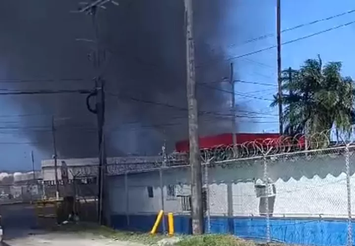 Luego de las maniobras se informó que todo se encontraba bajo control y que no se habían reportado heridos. Foto. Cortesía