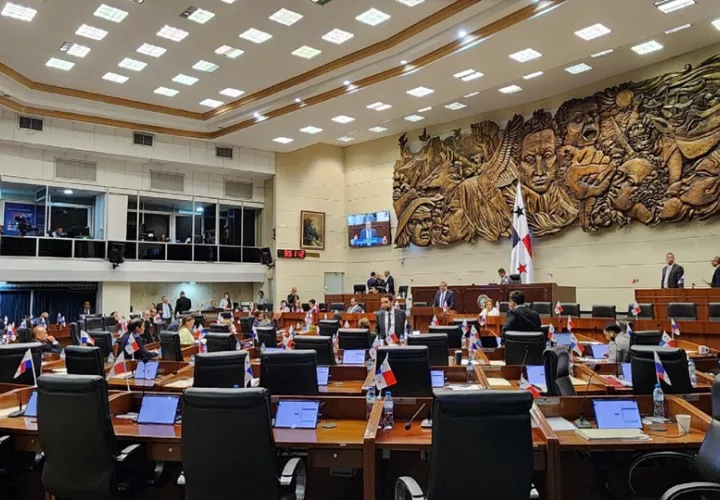 Pleno culminó con el debate del segundo bloque de reformas. Foto: AN