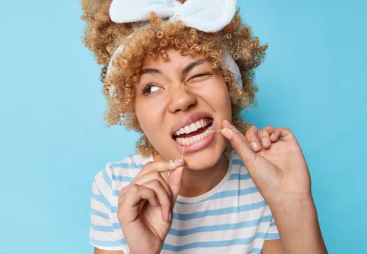 Hábitos de higiene dental. Foto: Ilustrativa / Freepik