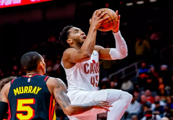 Donovan Mitchell (45), jugador de los Cleveland Cavaliers de la NBA. Foto: EFE 