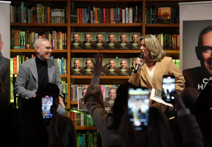 Presentación del libro. Foto: Cortesía