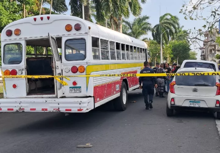 La víctima  de este homicidio en el autobús fue identificada como Pedro Góndola Miller de 17 años de edad. Foto. Archivo