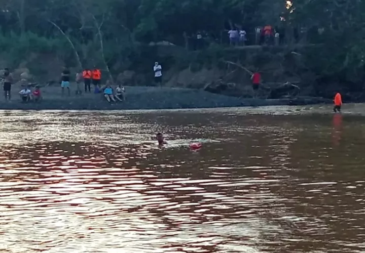 Este hecho desafortunado ocurrió justo cuando el Sinaproc emitió advertencias sobre la crecida de los ríos en la región de Azuero debido a lluvias inusuales fuera de temporada. Foto. Thays Domínguez