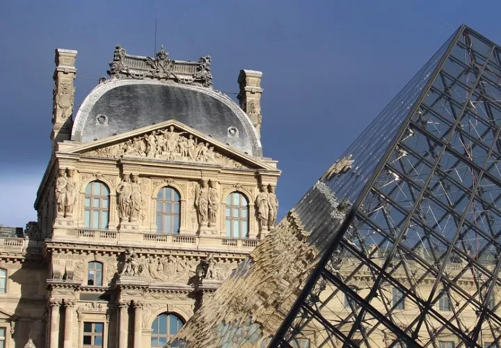 Museo del Louvre. Foto: Pixabay