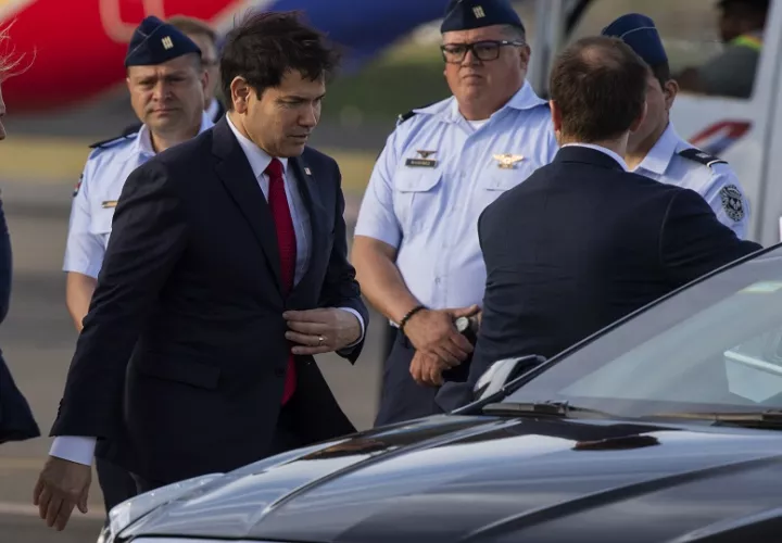 Marco Rubio a su llegada a Costa Rica. Foto: EFE