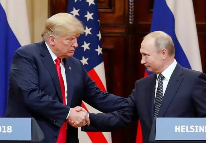 El presidente estadounidense, Donald J. Trump y su homólogo ruso, Vladimir Putin. Foto: EFE