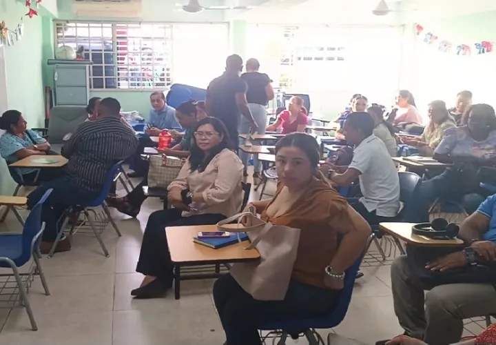 La tercera semana de capacitación docente, que va del 17 al 21 de febrero, abarcará los temas de pedagogía interdisciplinaria. Foto. Melquíades Vásquez