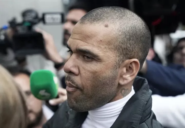 El jugador brasileño de fútbol Dani Alves. Foto: EFE