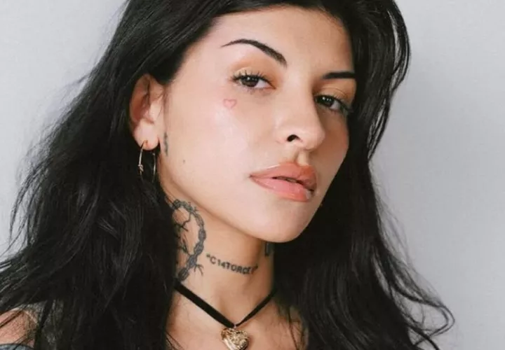 La cantante argentina Cazzu.