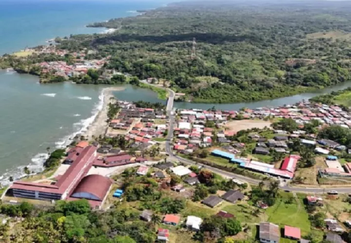 El proyecto con una inversión arriba de los $24 millones, prevé la construcción de una toma de agua cruda en el Río Lagarto. Foto. Cortesía Idaan