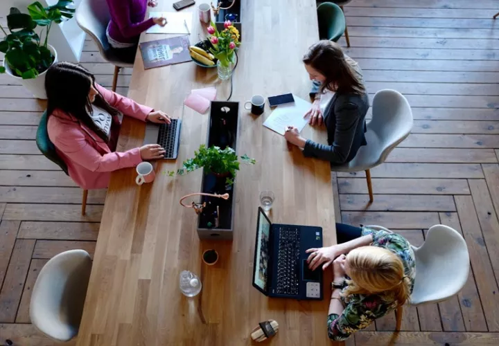 El  salario de las mujeres disminuyó un 2.22%. Foto: Pexels