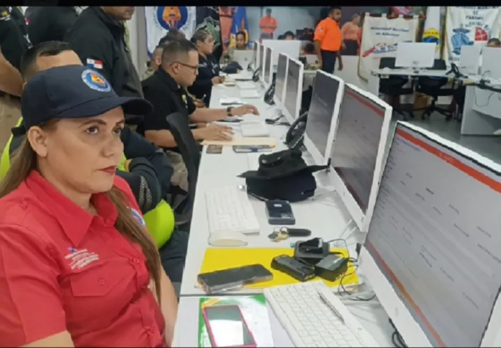 El COE aglutina las diferentes misiones de los distintos organismos en todo el país como parte de operativa del Carnaval 2025. Foto. Cortesía. Sinaproc