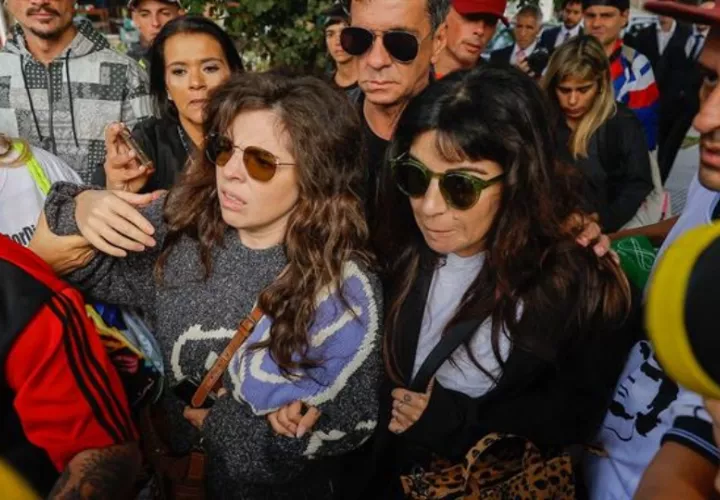 Dalma, Gianinna y Jana Maradona son testigos en la causa. Foto: EFE