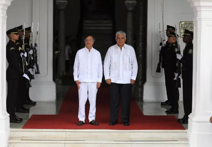 El presidente de Colombia, Gustavo Petro, y su homólogo panameño, José Raúl Mulino. Foto: Cortesía