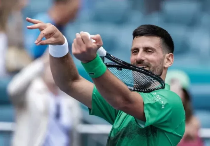 Novak Djokovic de Serbia celebrando. Foto: EFE. 