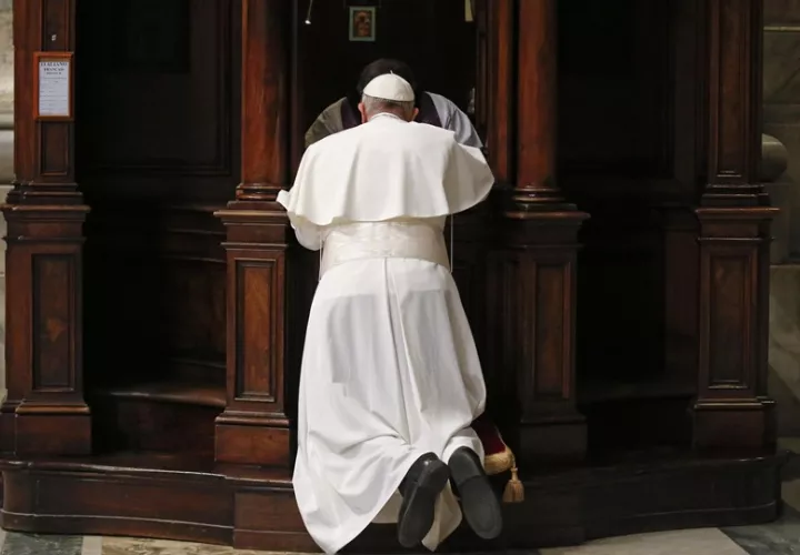 Francisco simplificó en noviembre los rituales funerarios pontificios. Foto: EFE