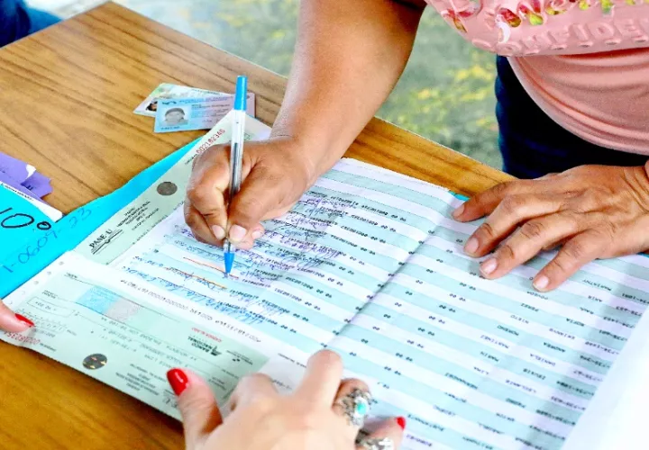 El Ifarhu planea pagar el primer Pase-U de 2025 a finales de mayo, pese a su complicada situación financiera por deudas acumuladas.