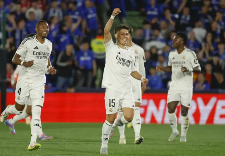 Arda Güler festeja celebra el  gol del equipo madridista. Foto: EFE