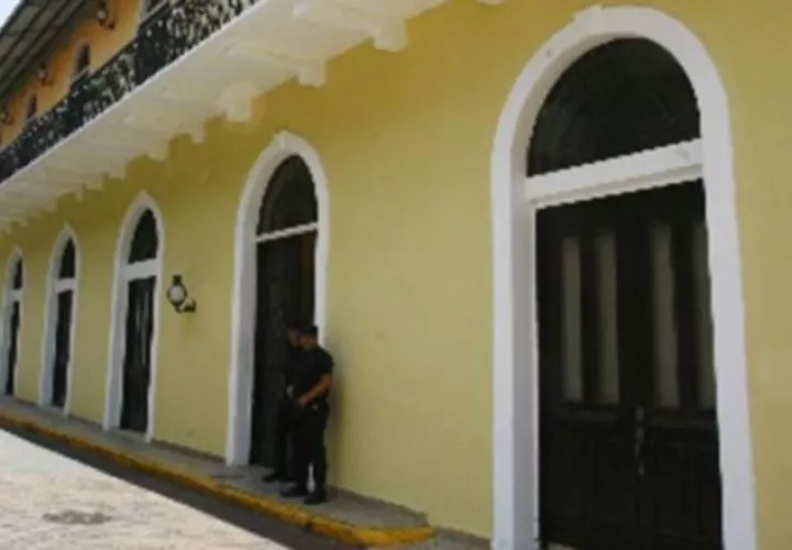Al inmueble se le arregló el techo en el Gobierno de Martinelli. Foto: Archivo