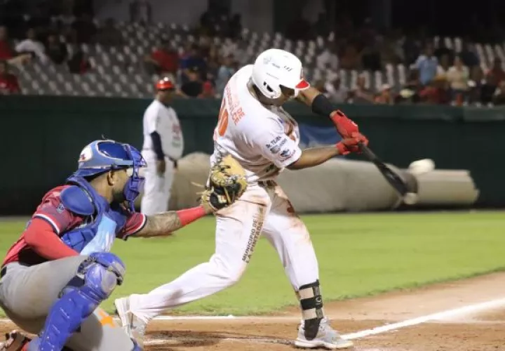 Coclé y Bocas del Toro inician la serie final en el béisbol mayor en el Rod Carew. Foto: Fedebeis