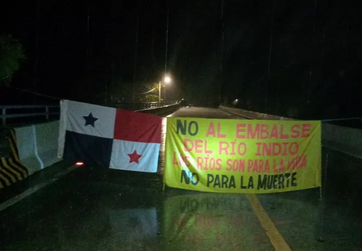 Los manifestantes aseguran que no están de acuerdo con el embalse de Río Indio.
